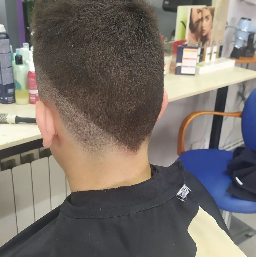 Corte personalizado de hombre